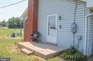 1638 Hahns Ln, Toms Brook, VA 22660 - Photo 6