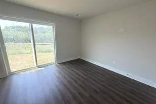 480 Sophie St, Strasburg, VA 22657 - Photo 16