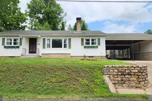 304 Water St, Edinburg, VA 22824 - Photo 1