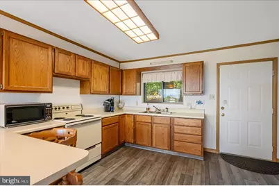685 N Maple, Mount Jackson, VA 22842 - Photo 4