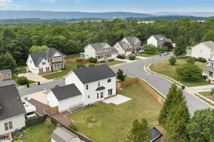 677 Dellinger Dr, Strasburg, VA 22657 - Photo 54