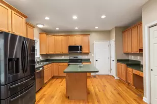 677 Dellinger Dr, Strasburg, VA 22657 - Photo 14