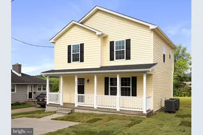 120 S Funk Street, Strasburg, VA 22657 - Photo 2