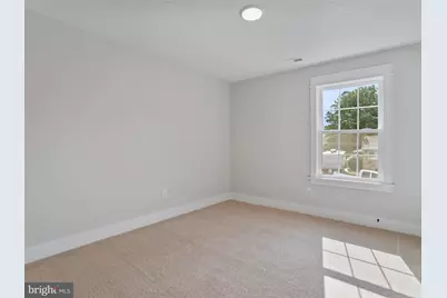 120 S Funk Street, Strasburg, VA 22657 - Photo 14