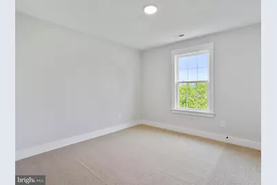 120 S Funk Street, Strasburg, VA 22657 - Photo 16