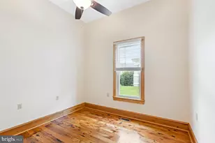 213 Piccadilly, Edinburg, VA 22824 - Photo 22