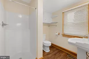 213 Piccadilly, Edinburg, VA 22824 - Photo 24