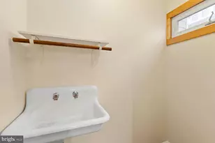 213 Piccadilly, Edinburg, VA 22824 - Photo 26