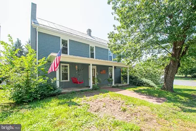 202 Shenandoah Avenue, Edinburg, VA 22824 - Photo 2