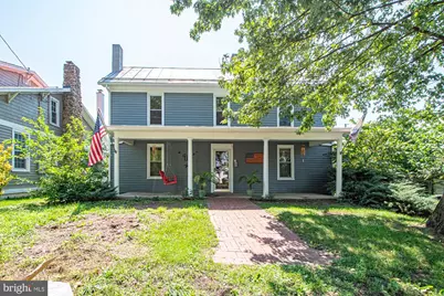 202 Shenandoah Avenue, Edinburg, VA 22824 - Photo 2