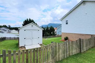 20 Philips Ct, Strasburg, VA 22657 - Photo 2