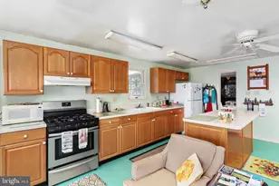 317 Vale Vista Dr, Edinburg, VA 22824 - Photo 8