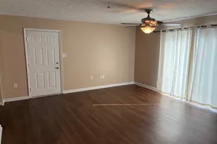 145 Hailey Ln, Strasburg, VA 22657 - Photo 2