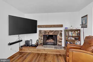 274 The Hill Rd, Basye, VA 22810 - Photo 8