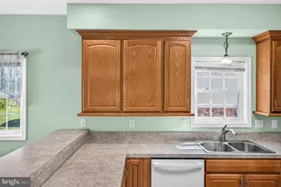 204 Grafton Ct, Edinburg, VA 22824 - Photo 12