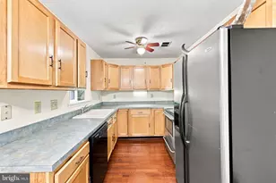245 Brandy Ct, Strasburg, VA 22657 - Photo 4