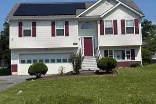 261 Baer Oak Dr, Maurertown, VA 22644 - Photo 2