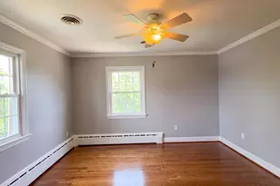 494 Walton St, Strasburg, VA 22657 - Photo 10