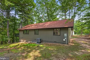 213 Morrie Dr, Basye, VA 22810 - Photo 40
