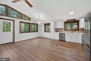 213 Morrie Dr, Basye, VA 22810 - Photo 16
