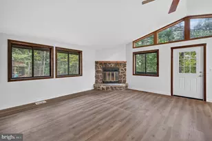 213 Morrie Dr, Basye, VA 22810 - Photo 12