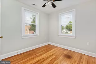 528 E Queen St, Strasburg, VA 22657 - Photo 16