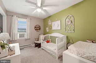 326 Sunset St, Strasburg, VA 22657 - Photo 16