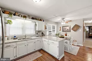 326 Sunset St, Strasburg, VA 22657 - Photo 14