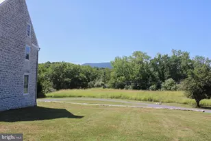242 Fort Bowman Rd, Strasburg, VA 22657 - Photo 34