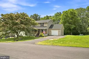 116 Baer Oak Dr, Maurertown, VA 22644 - Photo 4