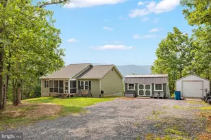 185 Buck Run Ln, Fort Valley, VA 22652 - Photo 2