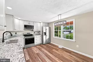106 Cooper St, Edinburg, VA 22824 - Photo 8
