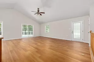 566 Ironwood Rd, Mount Jackson, VA 22842 - Photo 6