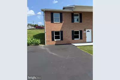 621 Thompson Street, Strasburg, VA 22657 - Photo 1