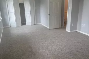 621 Thompson St, Strasburg, VA 22657 - Photo 12