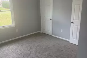 623 Thompson St, Strasburg, VA 22657 - Photo 22