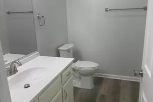 623 Thompson St, Strasburg, VA 22657 - Photo 10