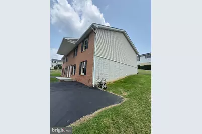 623 Thompson Street, Strasburg, VA 22641 - Photo 2