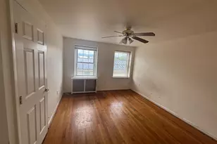 383 E King St, Strasburg, VA 22657 - Photo 6