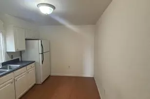 383 E King St, Strasburg, VA 22657 - Photo 10