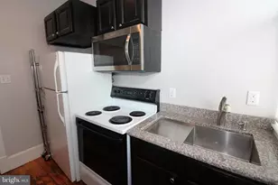 132 Ct St, Woodstock, VA 22664 - Photo 8