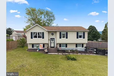 45 Greenleaf Road, Strasburg, VA 22657 - Photo 2