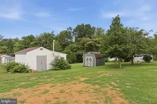 410 Saumsville Rd, Maurertown, VA 22644 - Photo 30
