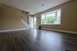 916 Hill Top Dr, Woodstock, VA 22664 - Photo 8