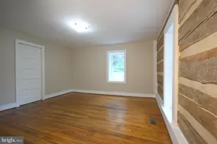 169 Creek Road E, Toms Brook, VA 22660 - Photo 2