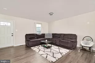 112 Spring Pl, Strasburg, VA 22657 - Photo 6