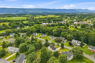 115 Baer Oak Dr, Maurertown, VA 22644 - Photo 48