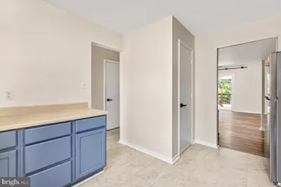 1045 S Main Street #C-9, Woodstock, VA 22664 - Photo 4