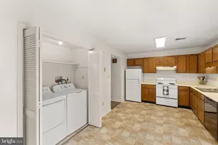 1122 Wadewood Ct, Woodstock, VA 22664 - Photo 8