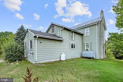 153 Plaugher Ln, Fort Valley, VA 22652 - Photo 6